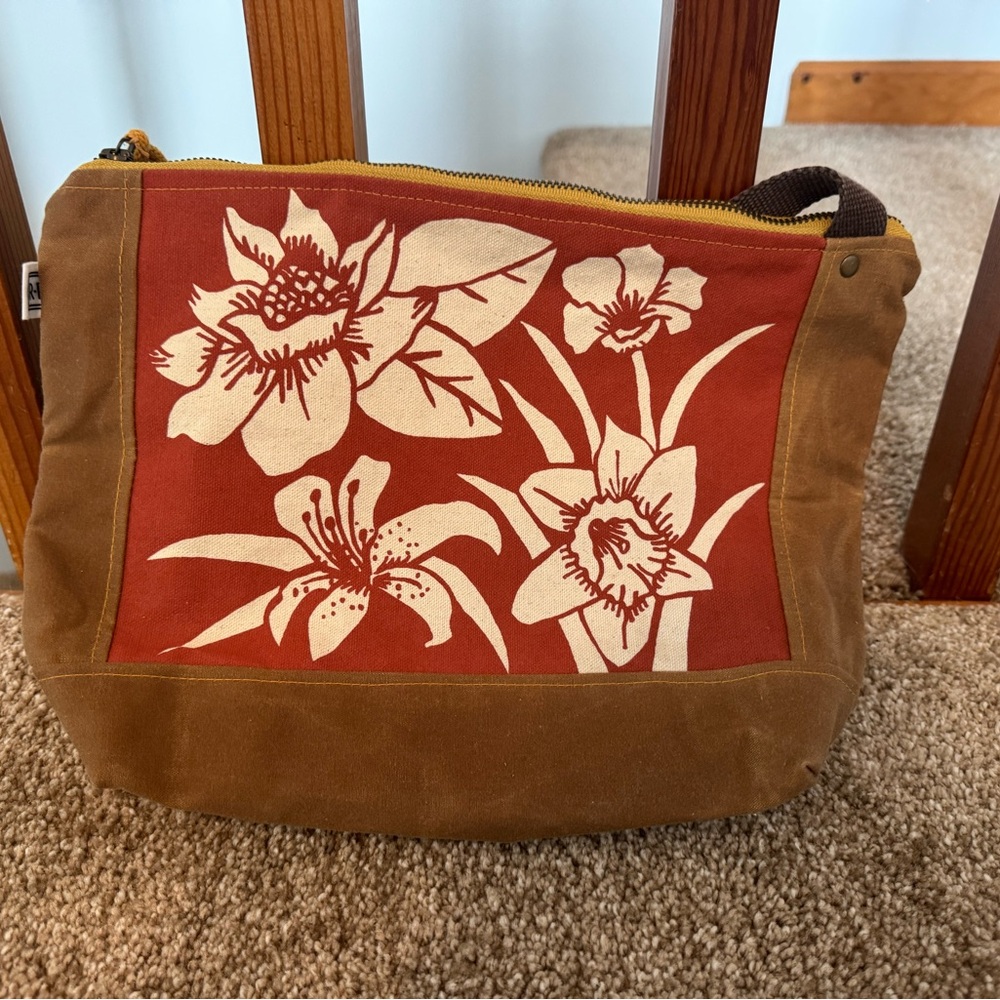 Rachel Elise Floral Canvas Crossbody Bag